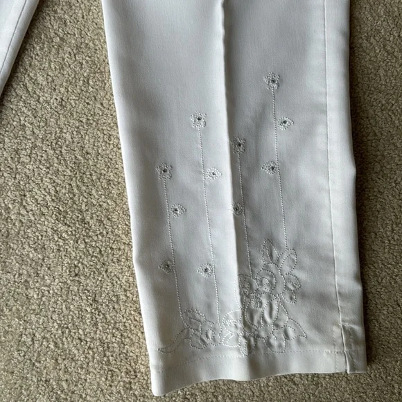 White pants & blue & white embroidered blouse - Picture 6 of 14